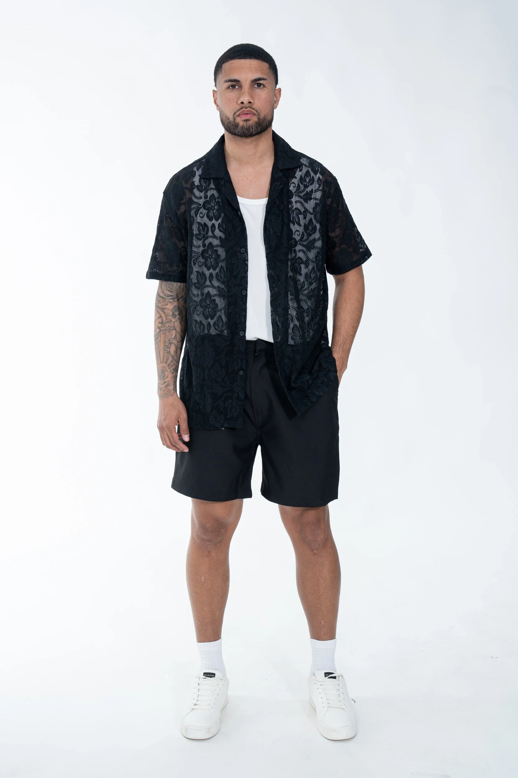 Chemise à manches courtes avec motif ton sur ton - Image 11