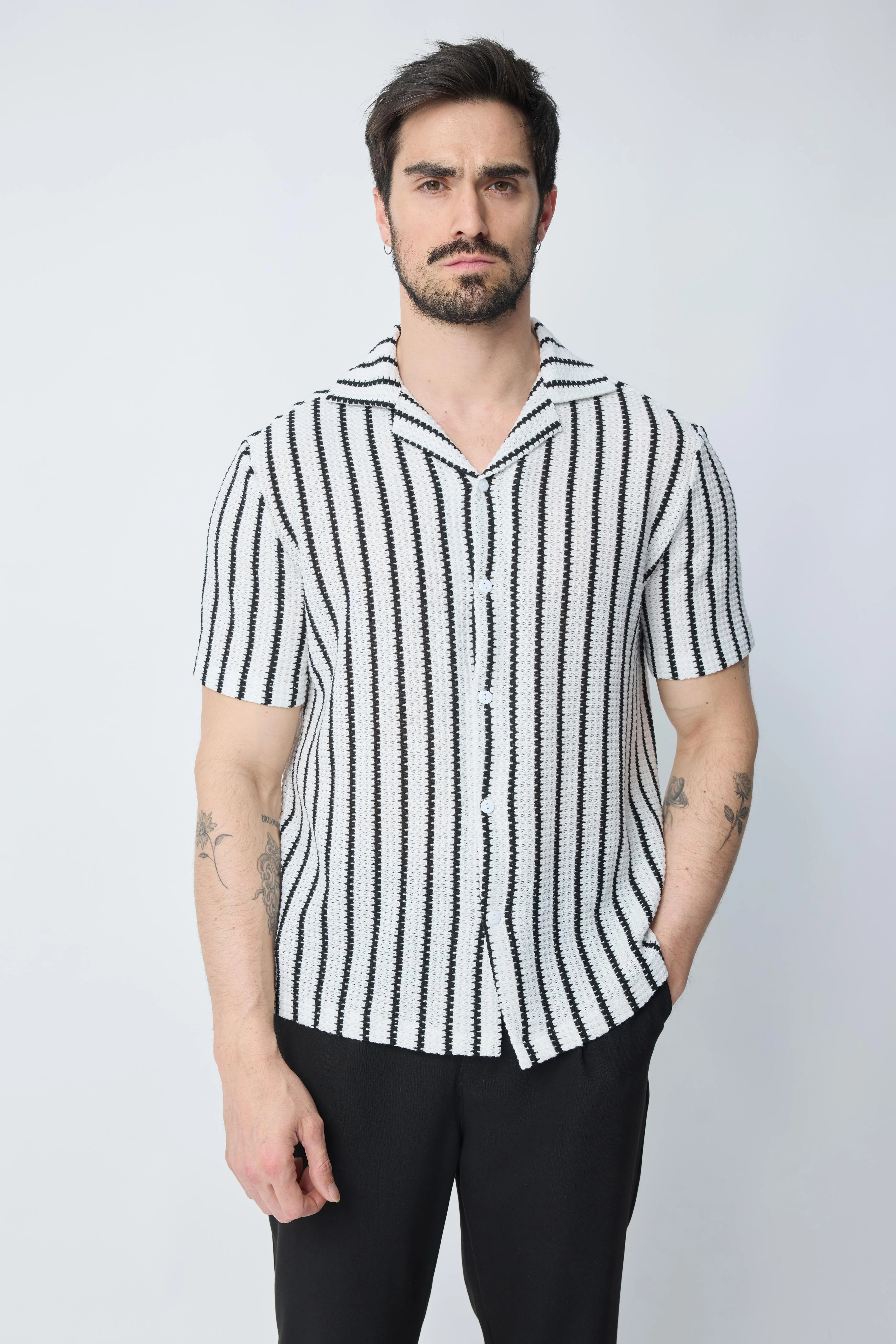 Chemise à manches courtes