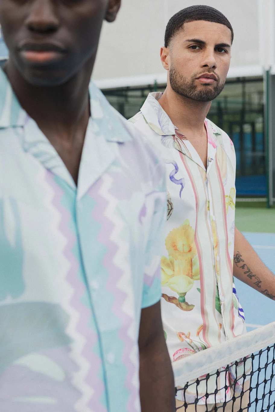 Chemise à motifs florals et faune - Image 3
