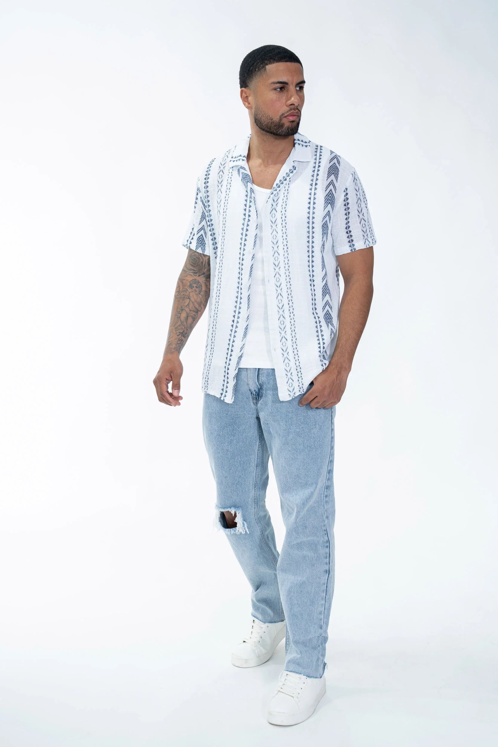 Chemise boutonnée à motifs - Image 4