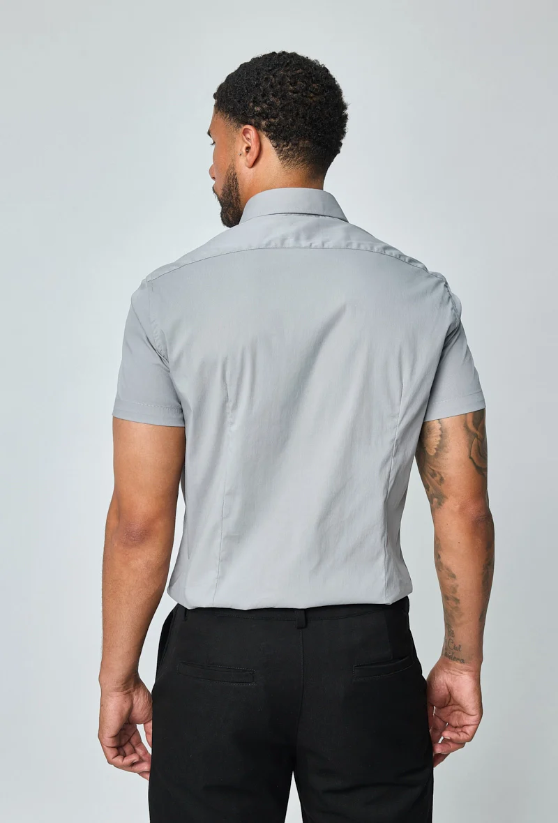 Chemise classique uni à manches courtes - Image 33