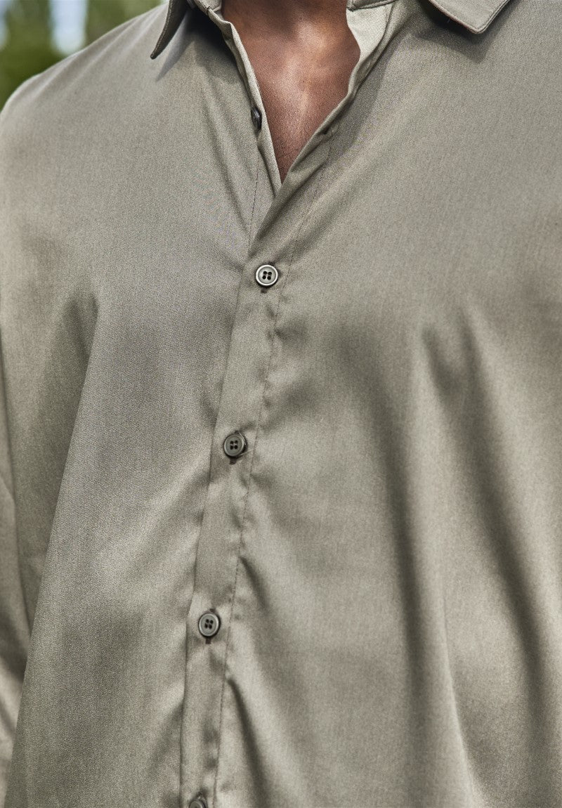 Chemise classique unie à manches longues - Image 3