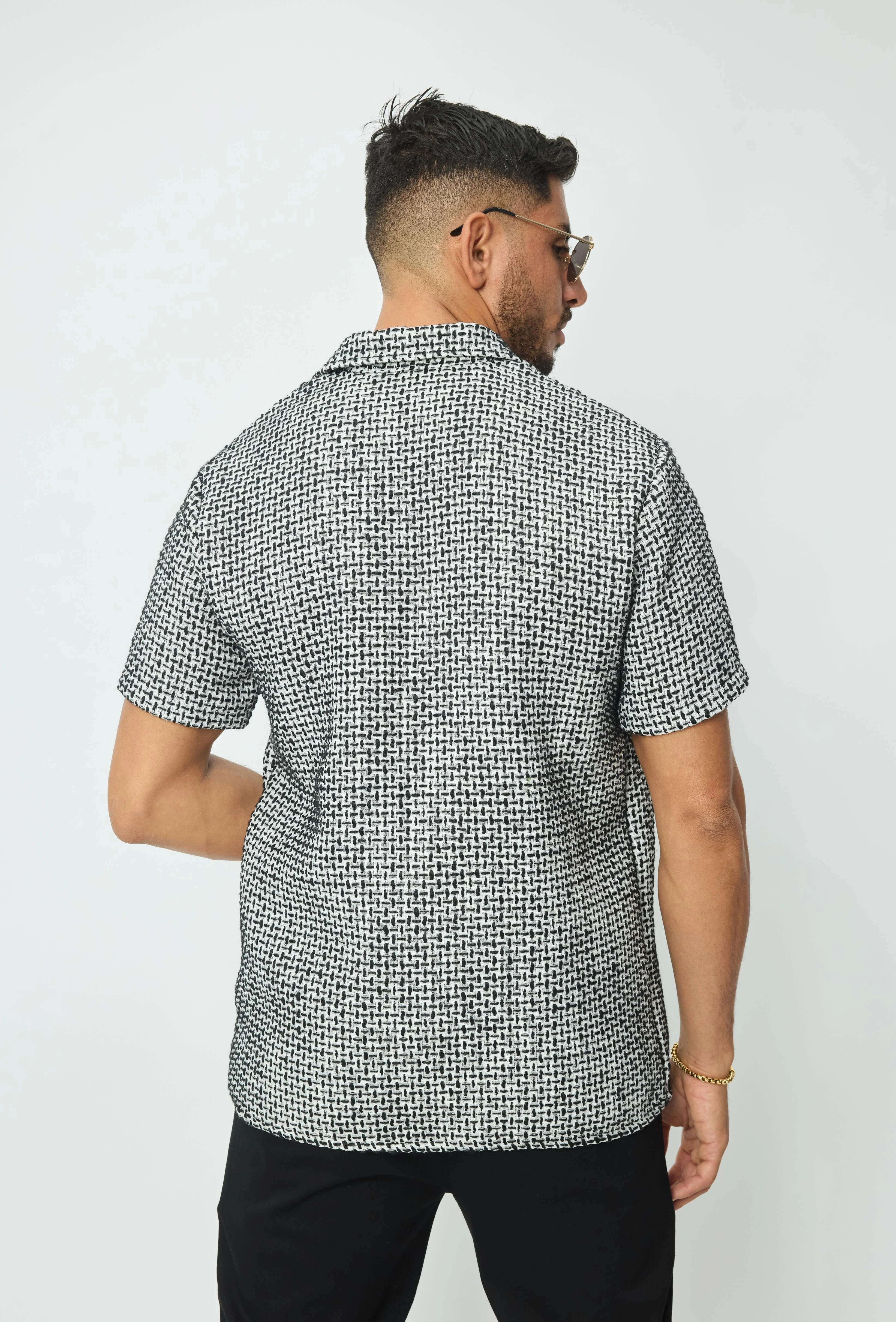 Chemise effet broderie avec des motifs carreaux - Image 9