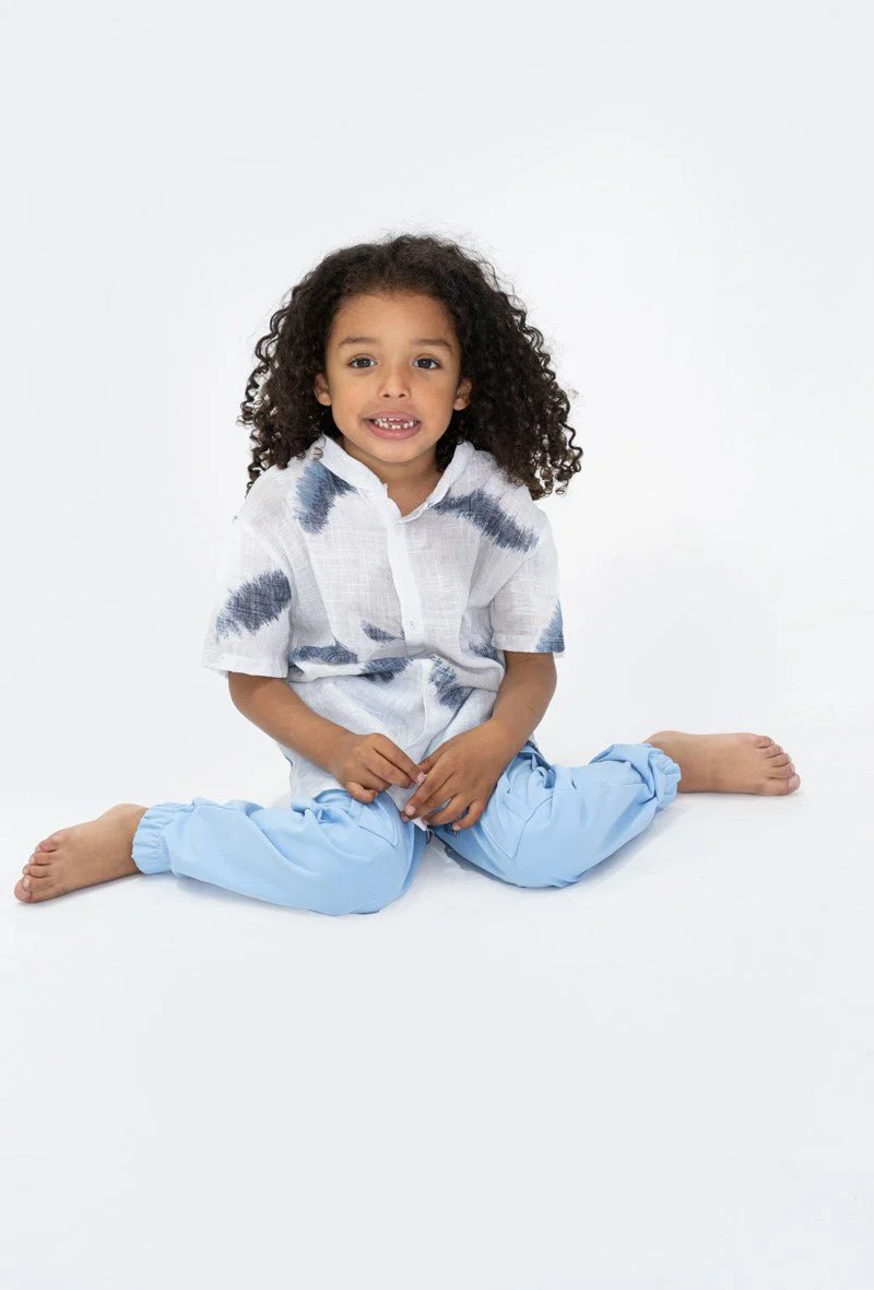Chemise enfant manches courtes à motifs peinture - Image 3
