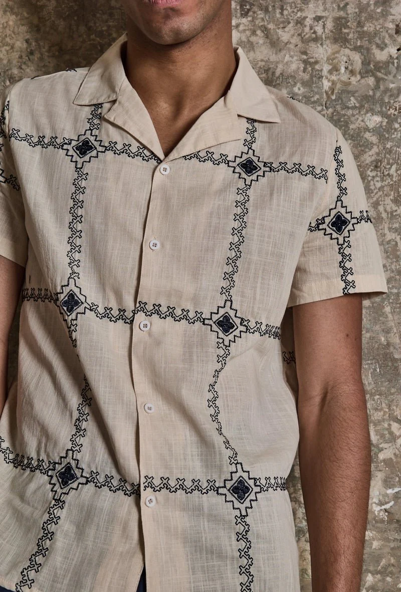 Chemise manches courtes à broderie - Image 3