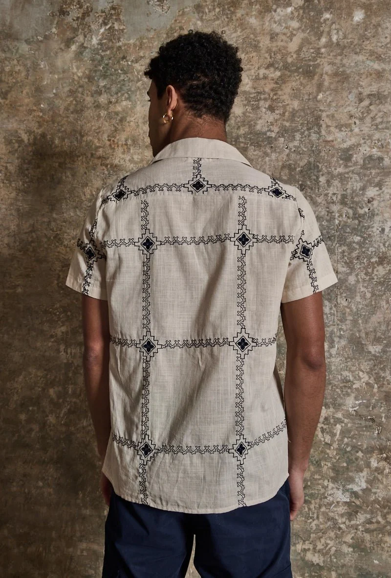 Chemise manches courtes à broderie - Image 5