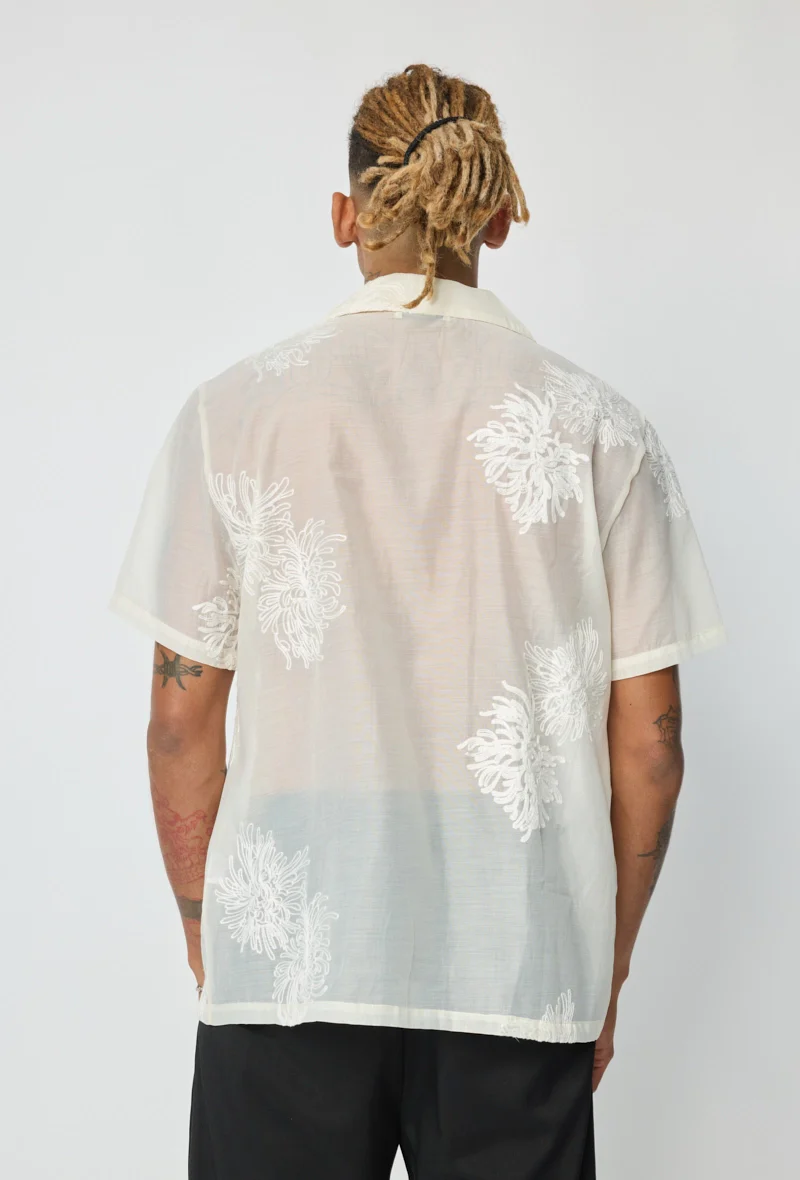 Chemise manches courtes à motifs fleuris broder - Image 11