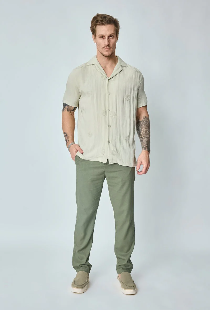 Chemise manches courtes à motifs fleuris - Image 3