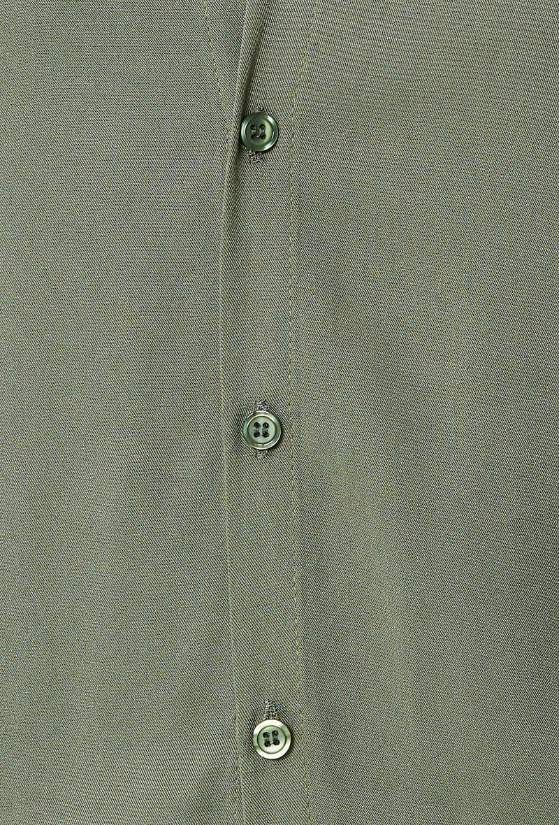 Chemise manches courtes décontractée à col à revers - Image 17