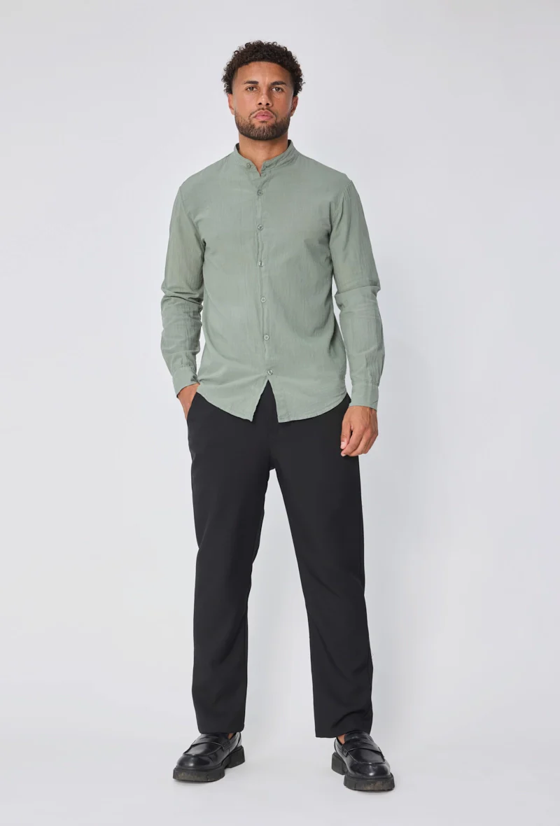 Chemise unie à manches longues - Image 8