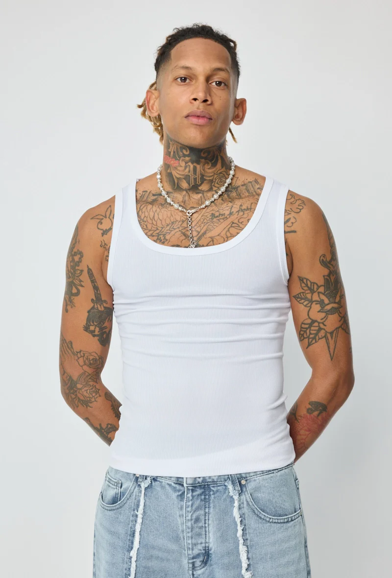 T-shirt débardeur ajusté sans manches