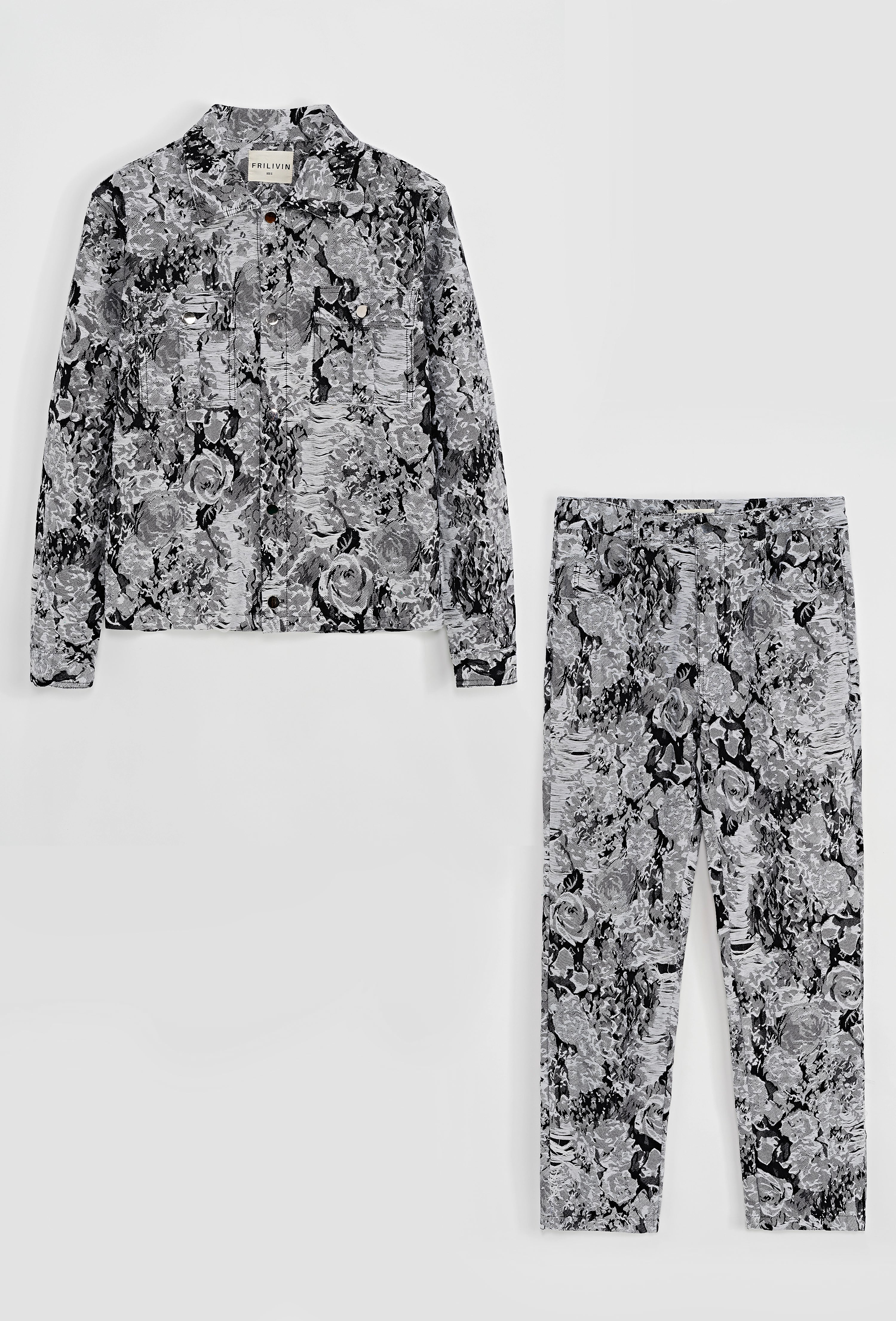 Ensemble à motif fleurie