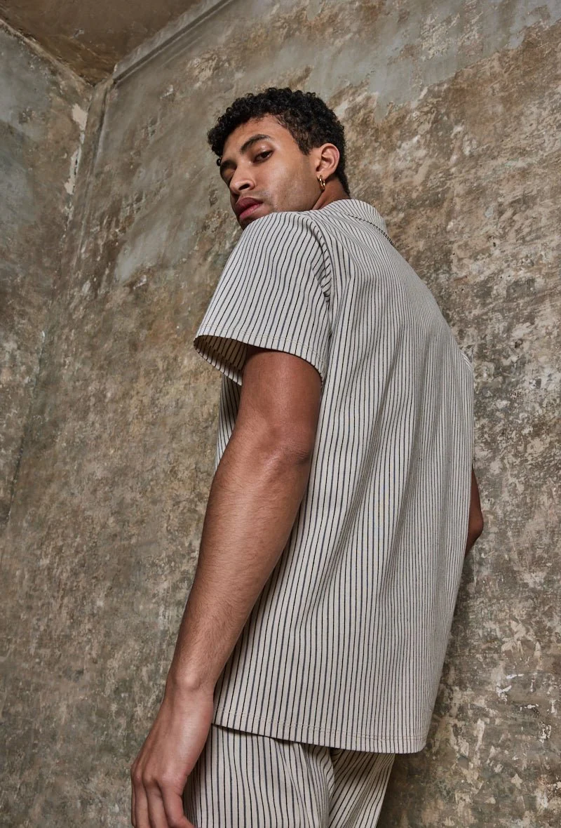 Ensemble à rayures chemise manches courtes pantalon - Image 17