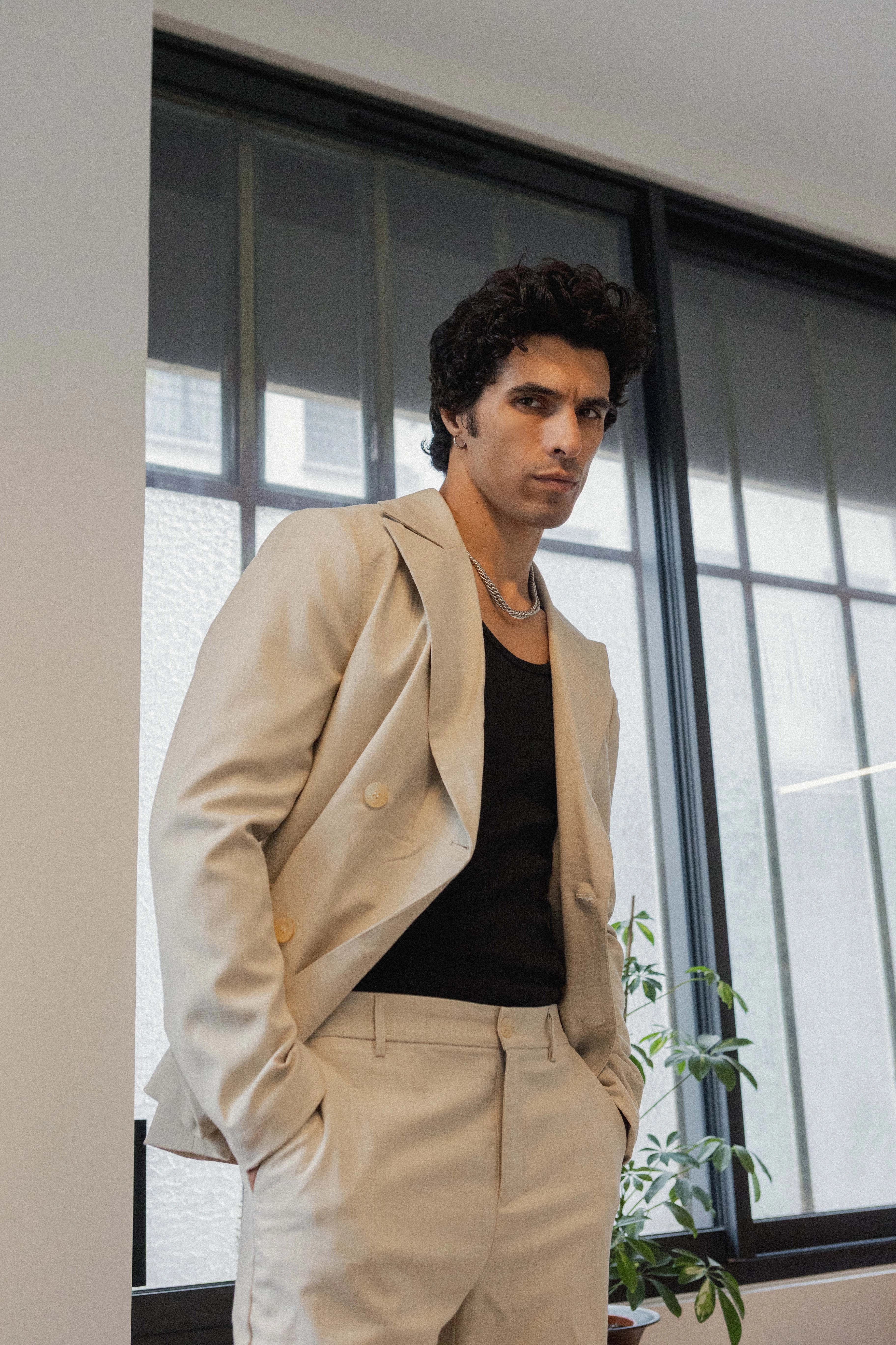Ensemble blazer et tailleurs uni - Image 4