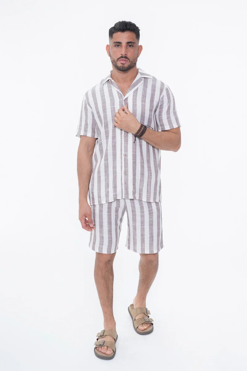 Ensemble chemise et short à rayures
