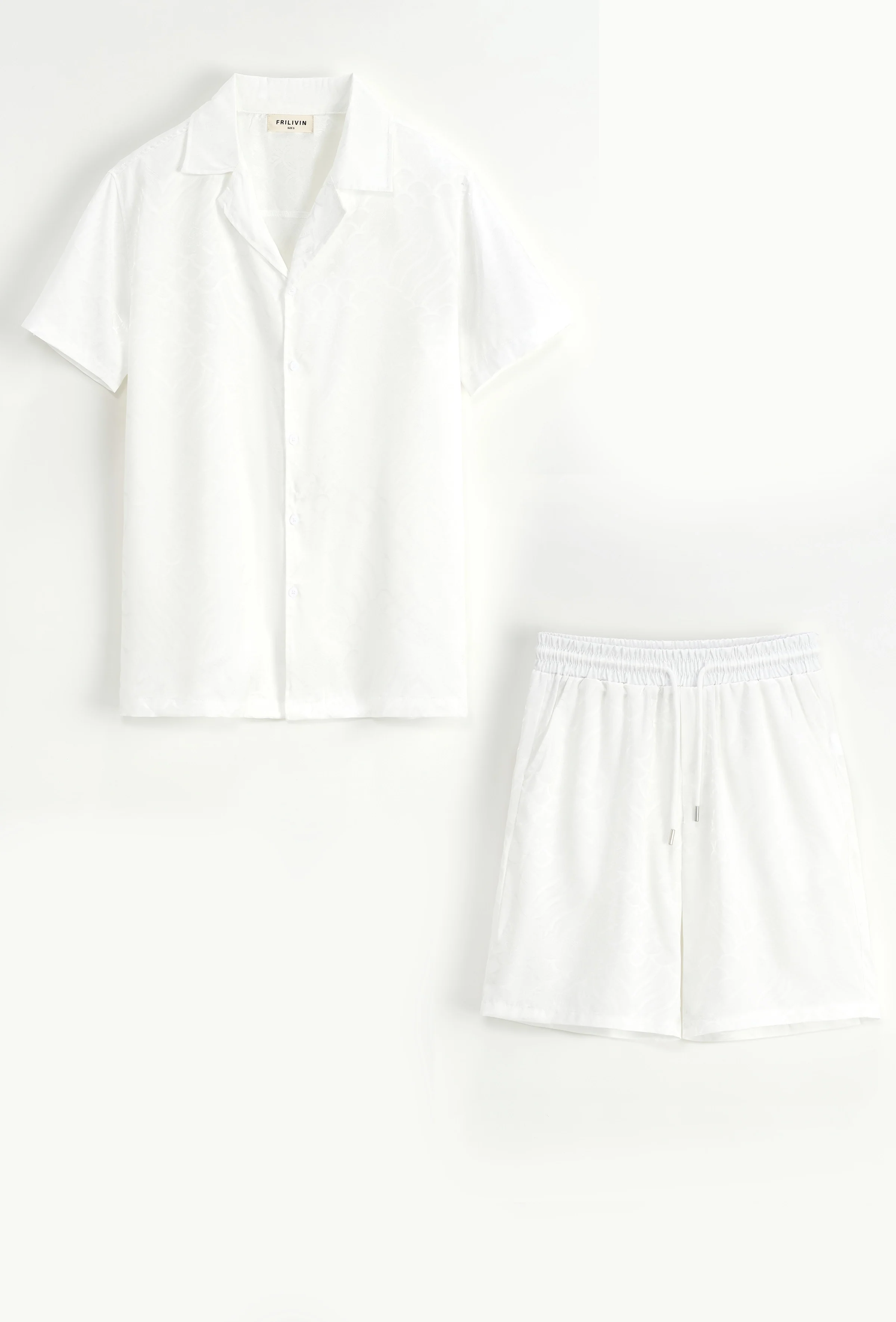 Ensemble chemise et short unis à motif - Image 6