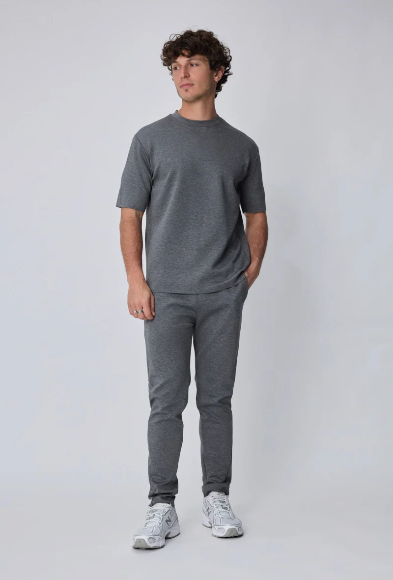 Ensemble t-shirt pantalon décontracté élégant - Image 13
