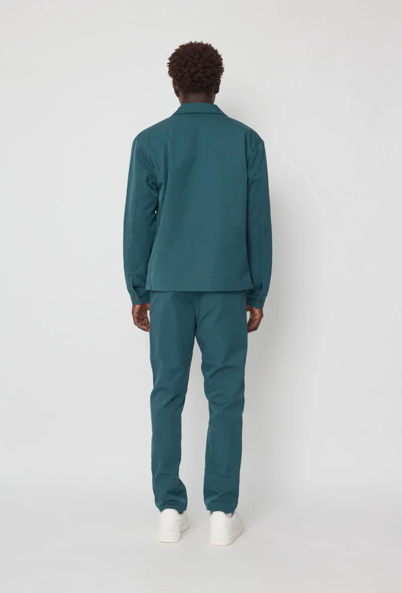 Ensemble veste et pantalon uni - Image 17