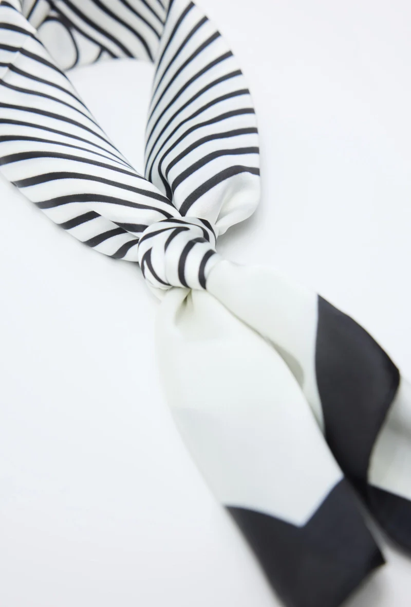 Foulard - Image 3