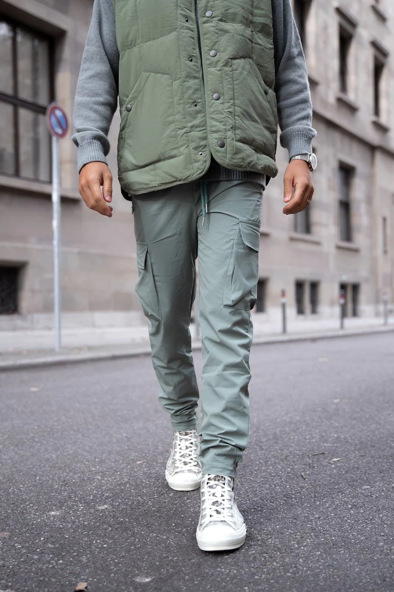 Pantalon ajustable avec ficelle au niveau de la taille - Image 7