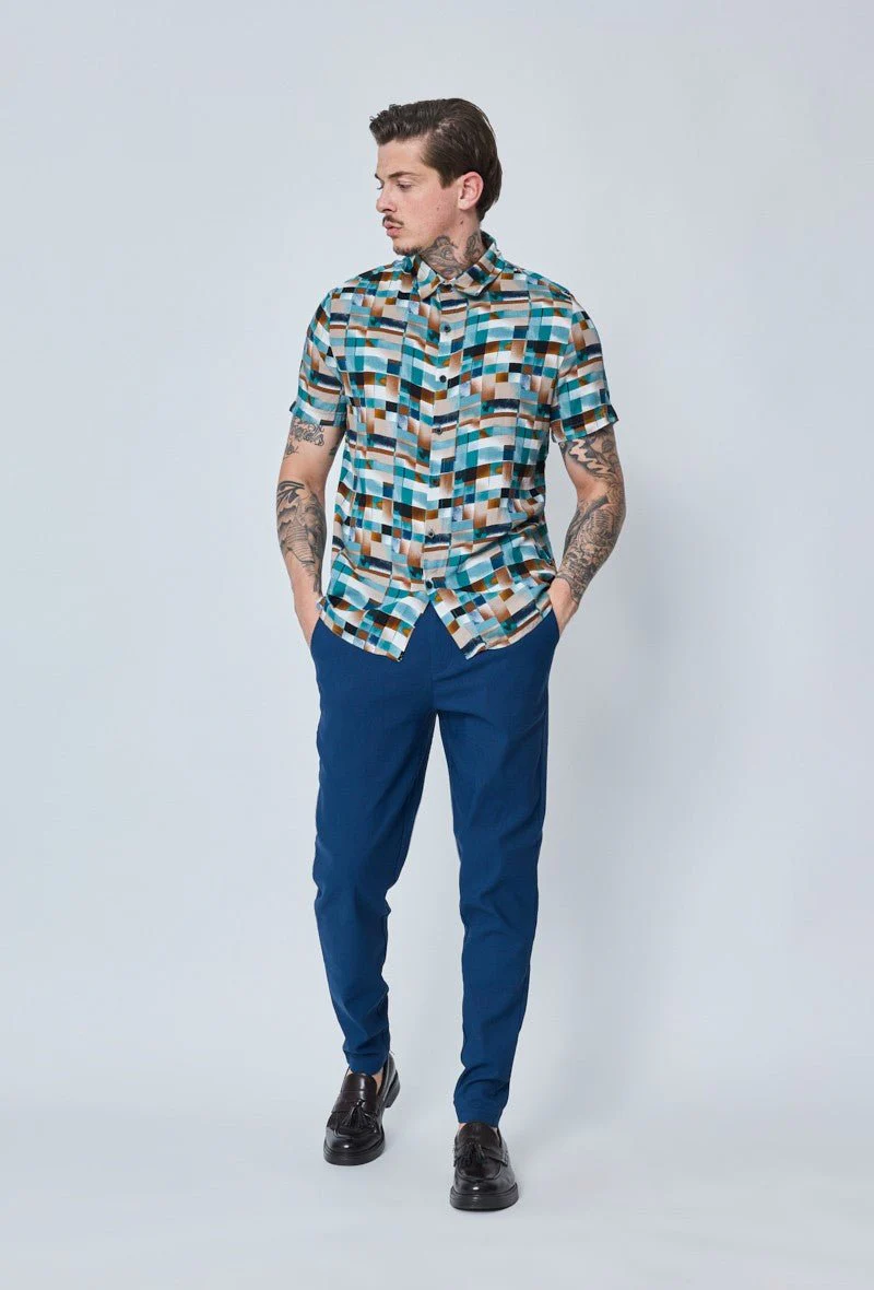 Pantalon chino classique uni - Image 15