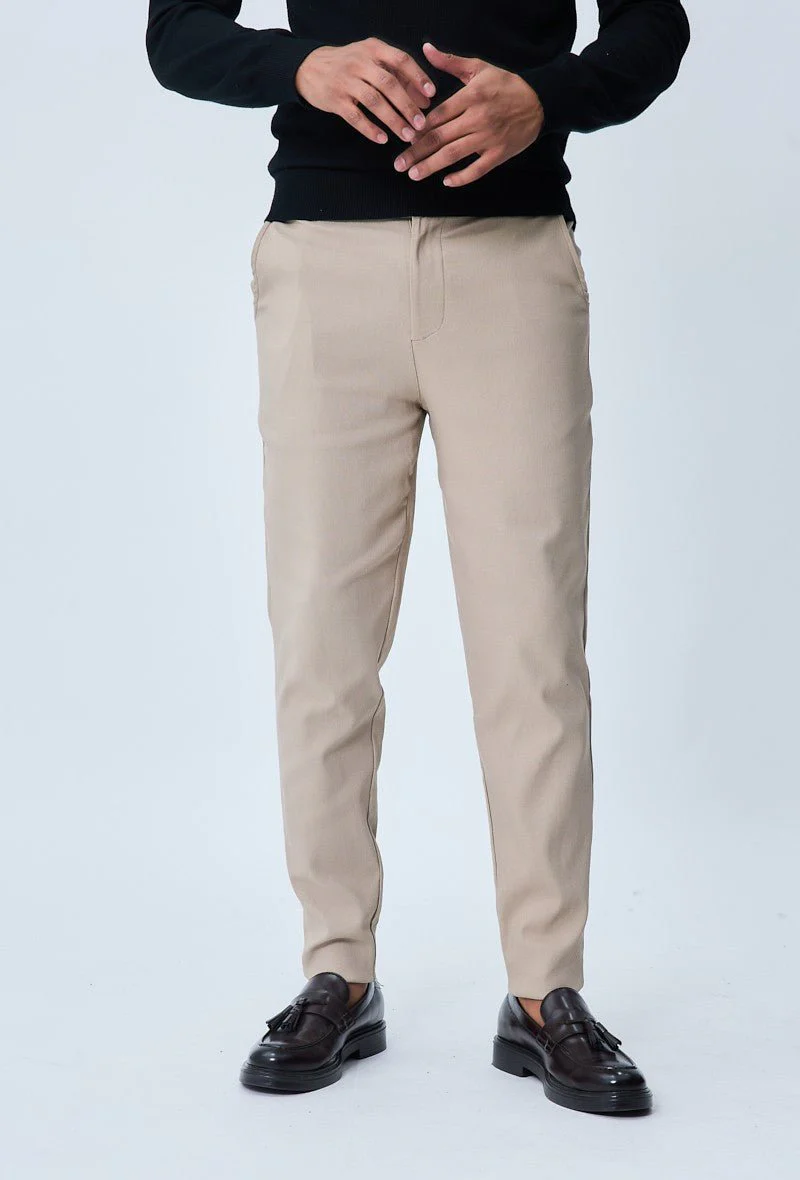 Pantalon chino classique uni - Image 25