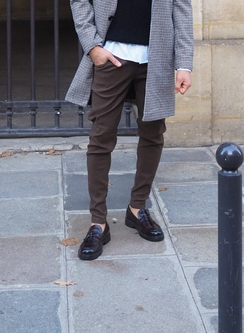 Pantalon chino classique uni - Image 31