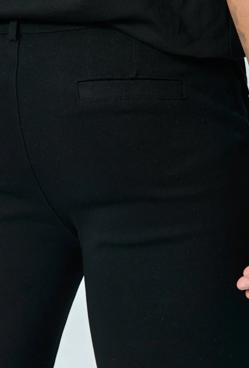Pantalon chino classique uni - Image 10