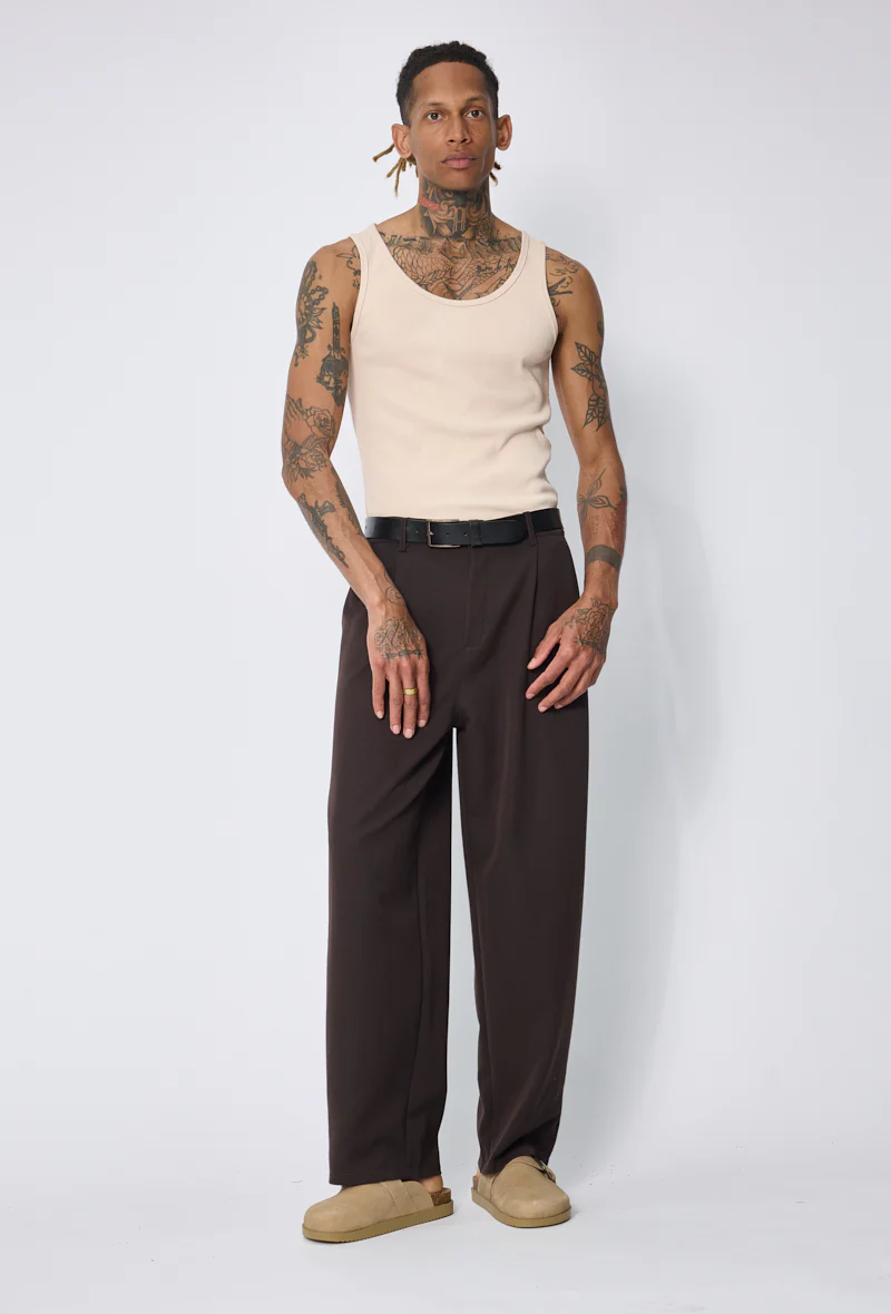 Pantalon à plis élégant - Image 14