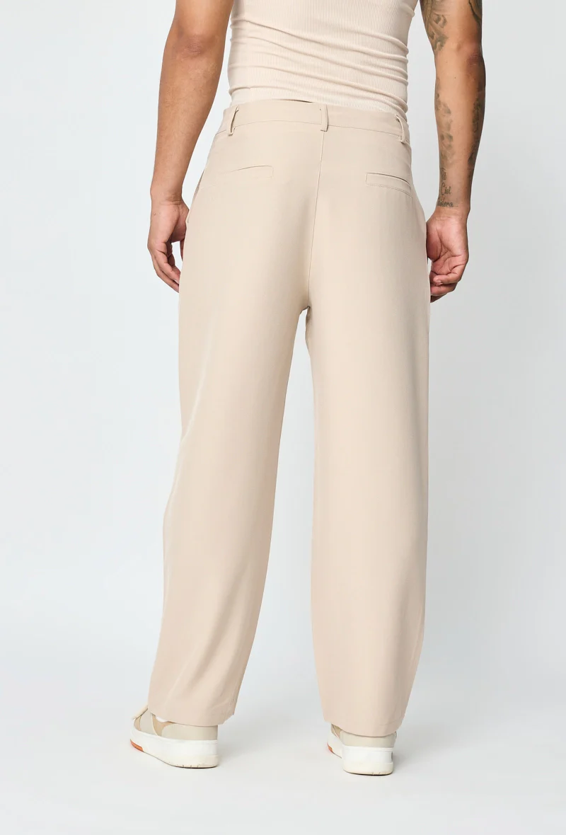 Pantalon à plis élégant - Image 8
