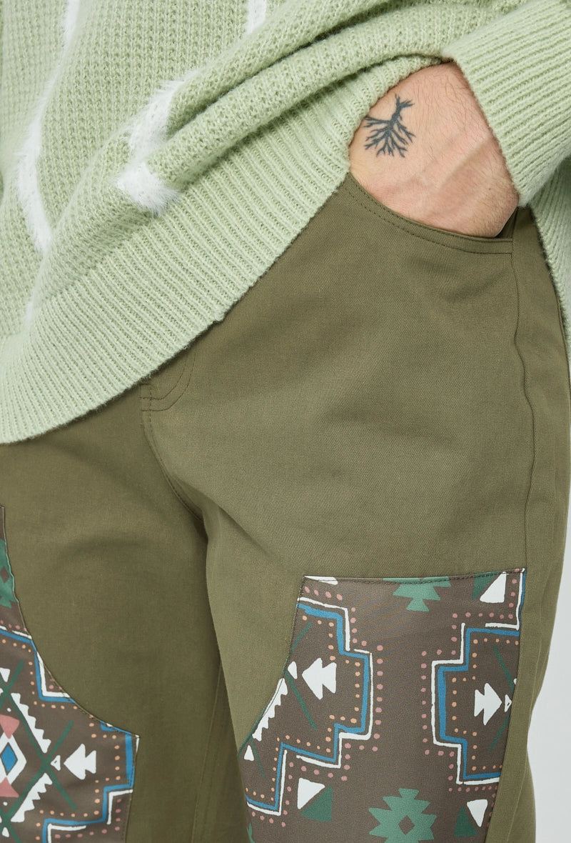 Pantalon droit uni avec patch géométrique - Image 6