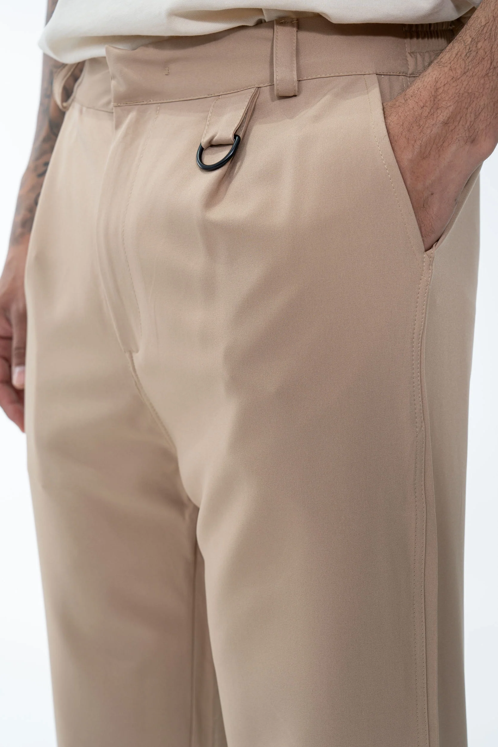 Pantalon élégant à coupe ajustée - Image 10