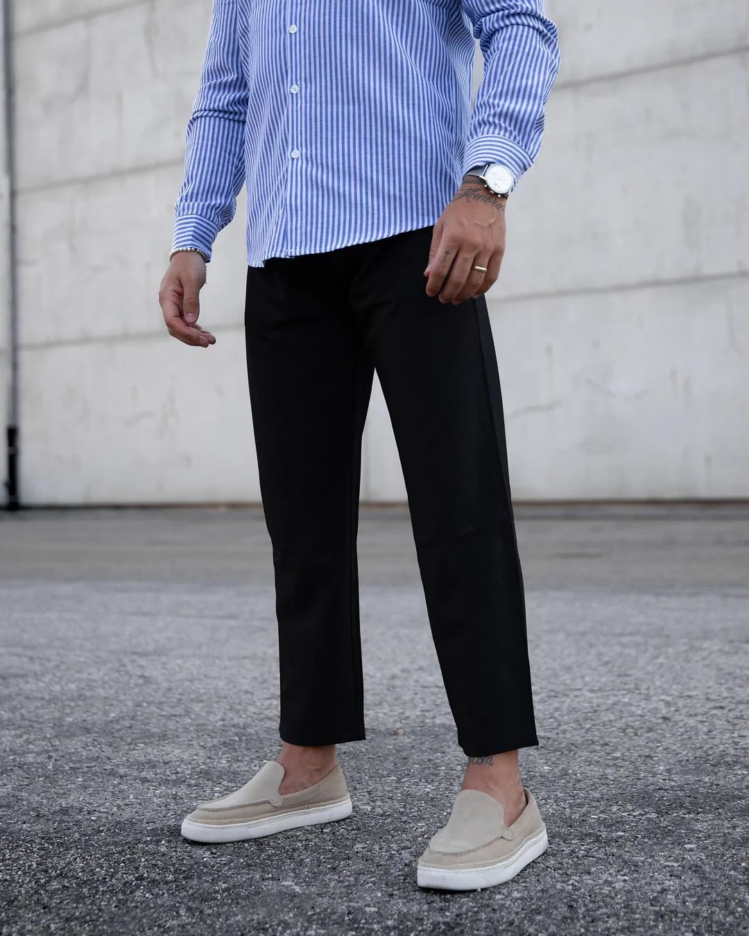 Pantalon élégant à coupe ajustée - Image 2