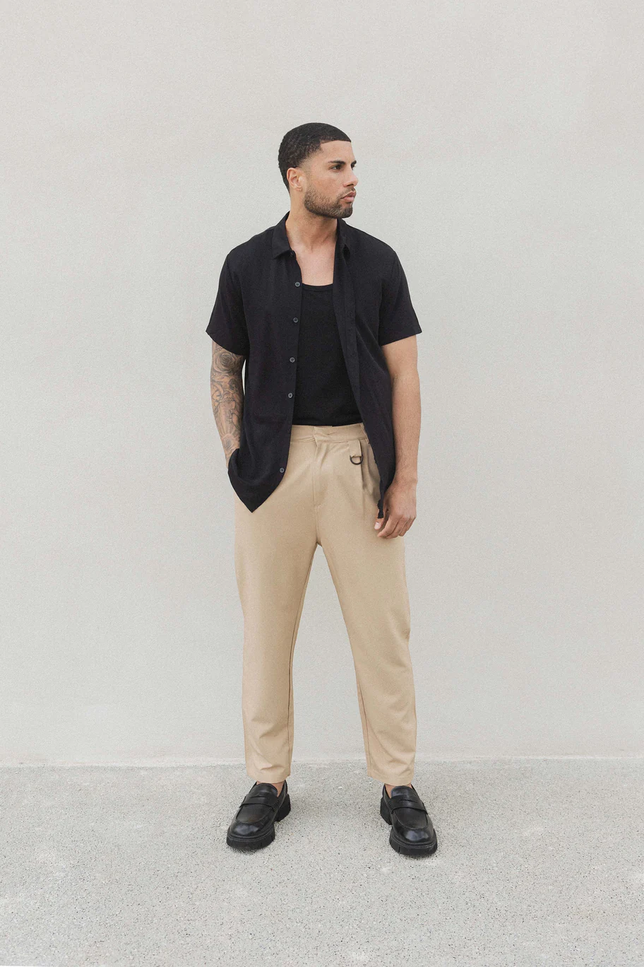 Pantalon élégant à coupe ajustée - Image 5