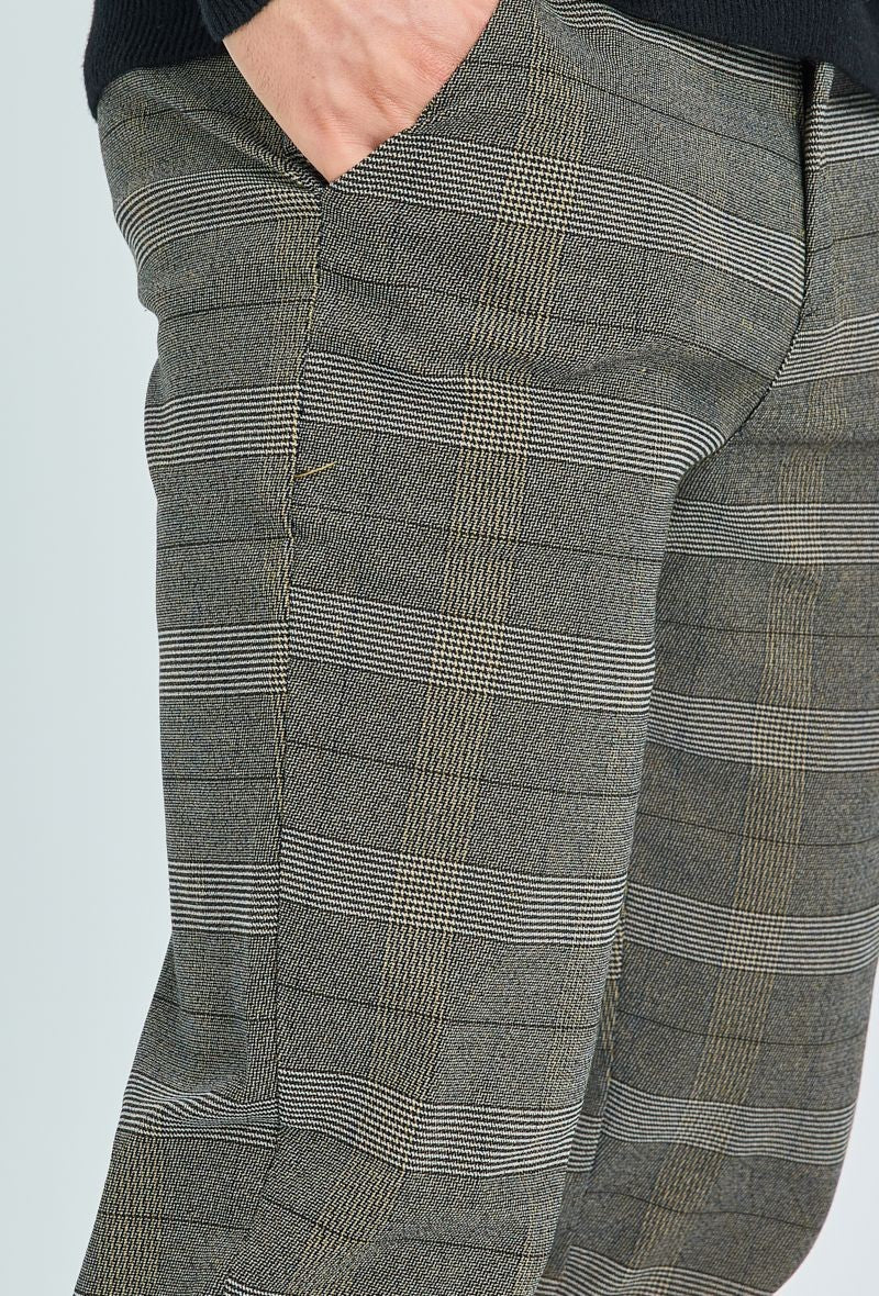 Pantalon habillé à carreaux - Image 18