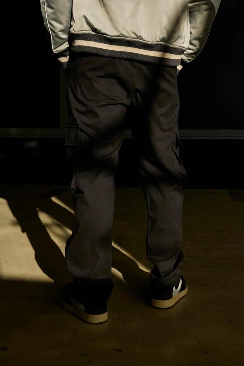 Pantalon jogger cargo - Image 11