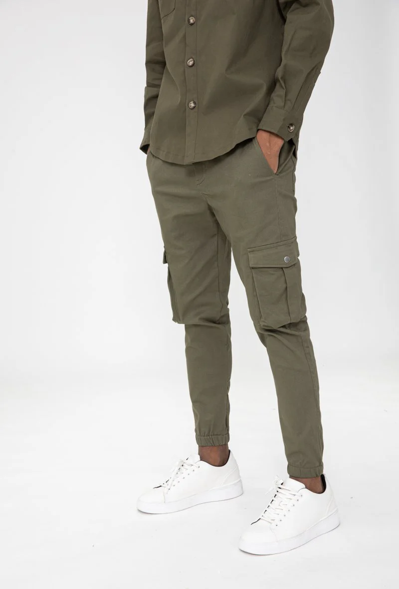 Pantalon jogging cargo - Image 14