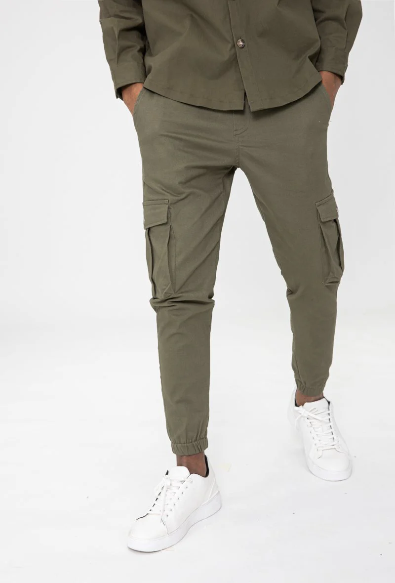Pantalon jogging cargo - Image 18