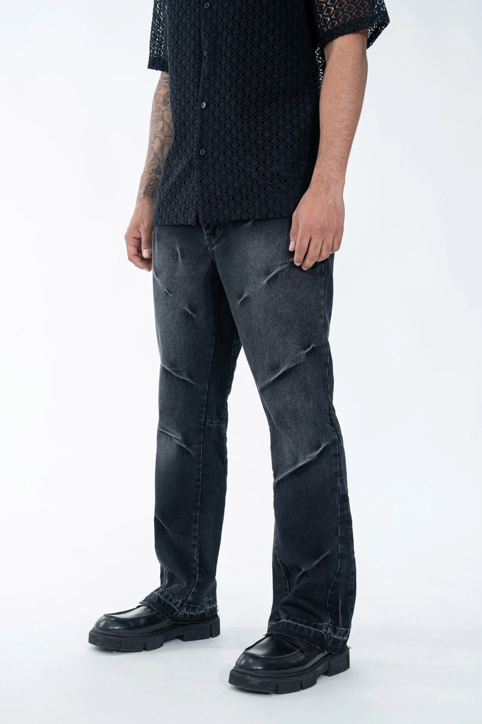 Pantalon noir délavé à détails - Image 2