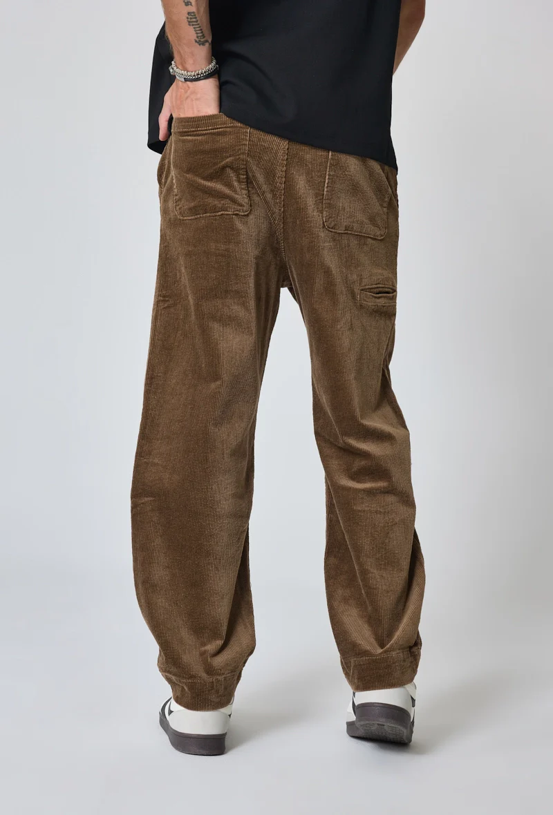 Pantalon uni à rayures - Image 18