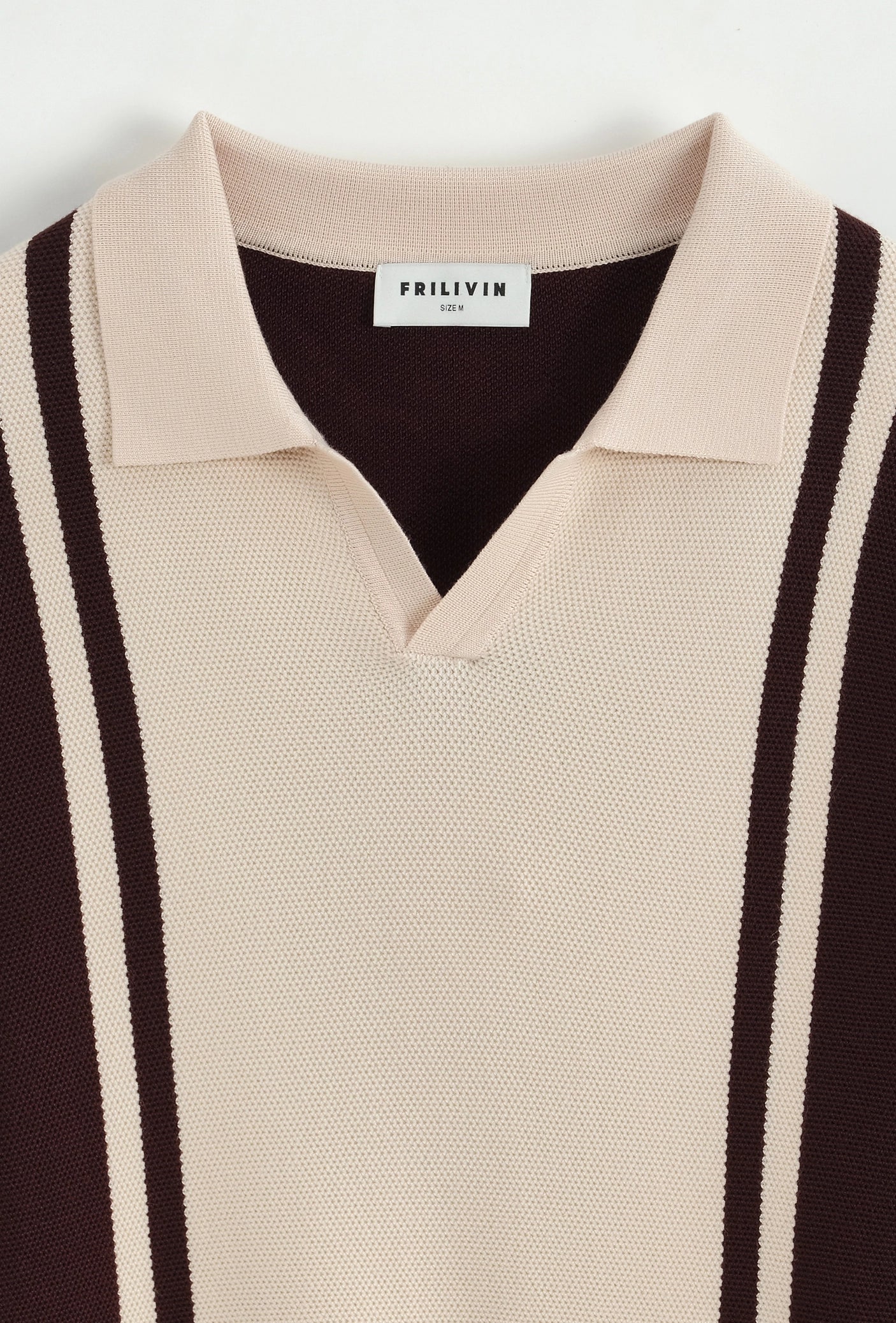 Pull à col v - Image 10