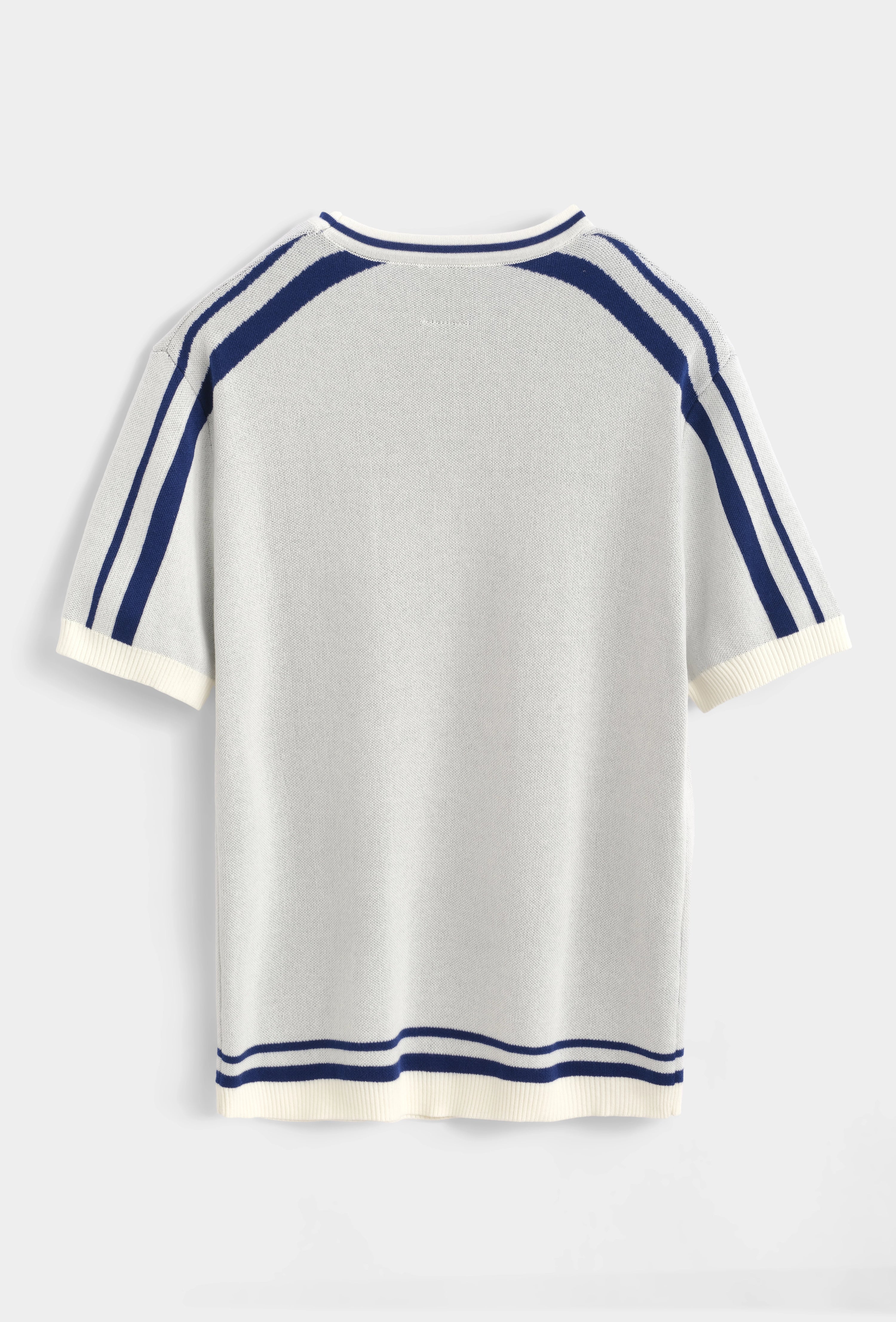 T-shirt sportif à col en v - Image 8