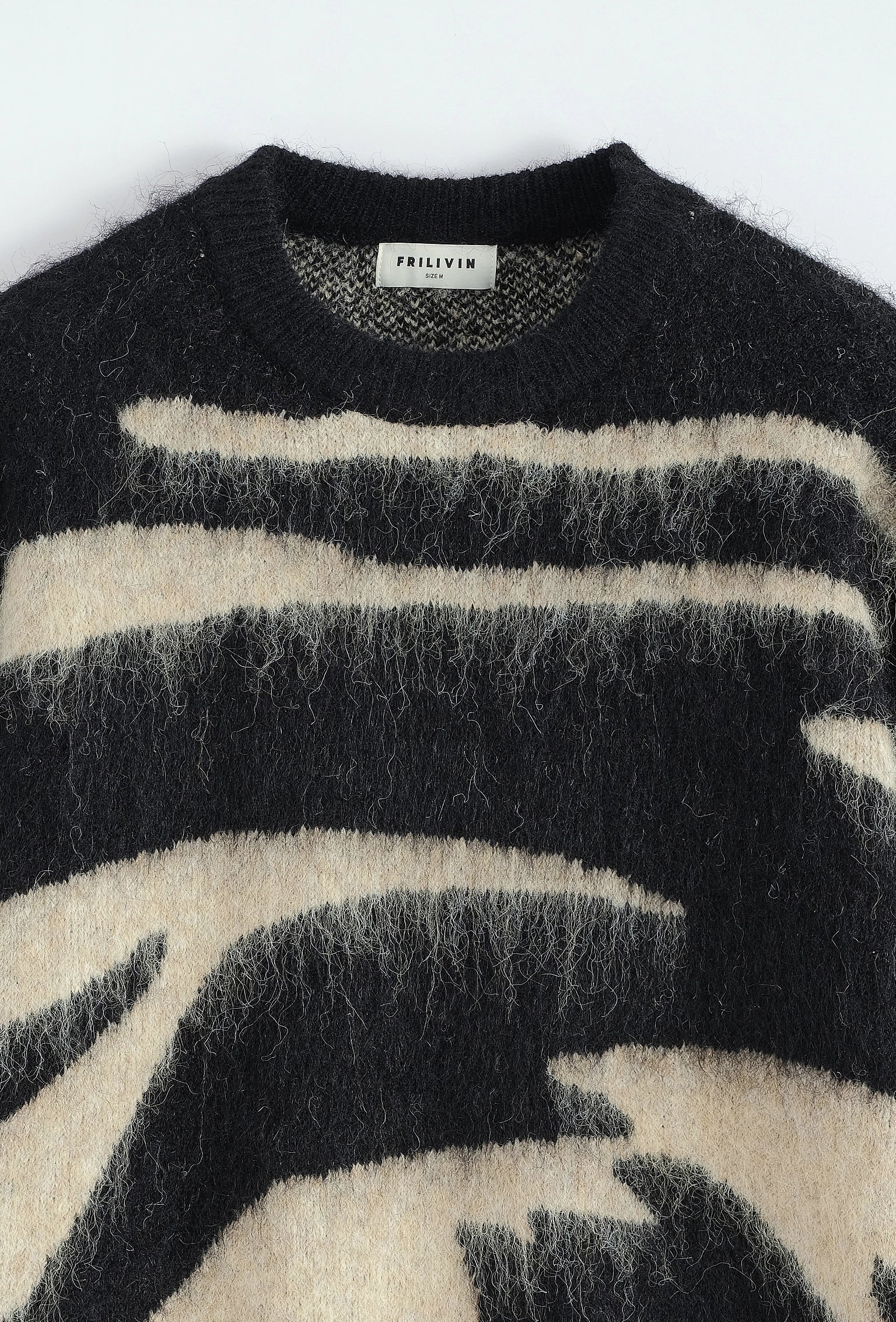 Pull sans capuche avec rayures verticales de couleur noir - Image 6