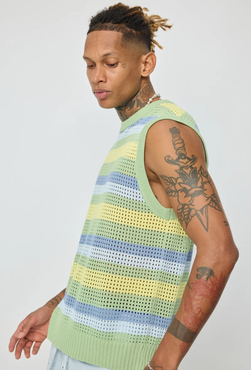 Pull sans manche en maille rayé - Image 13