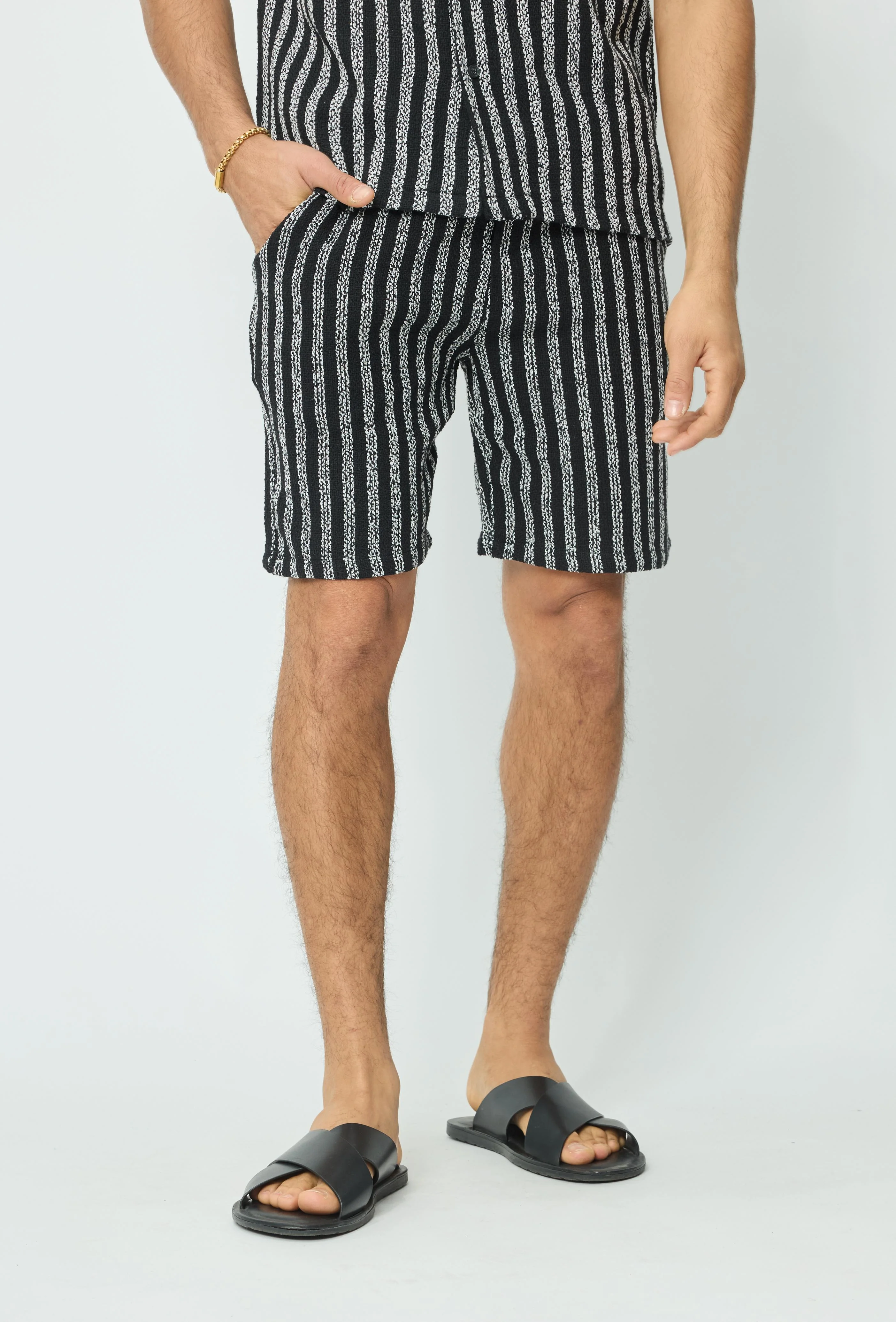 Short à rayures