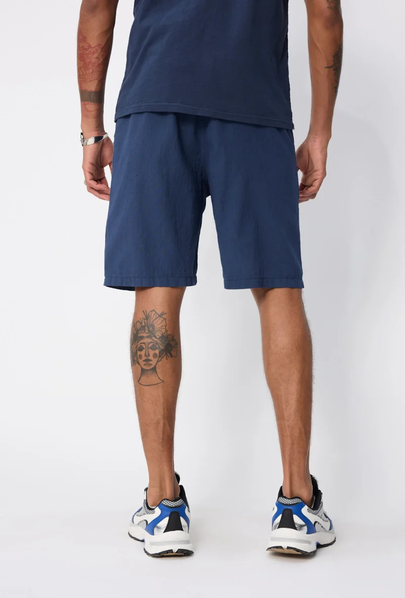 Short uni - Image 3
