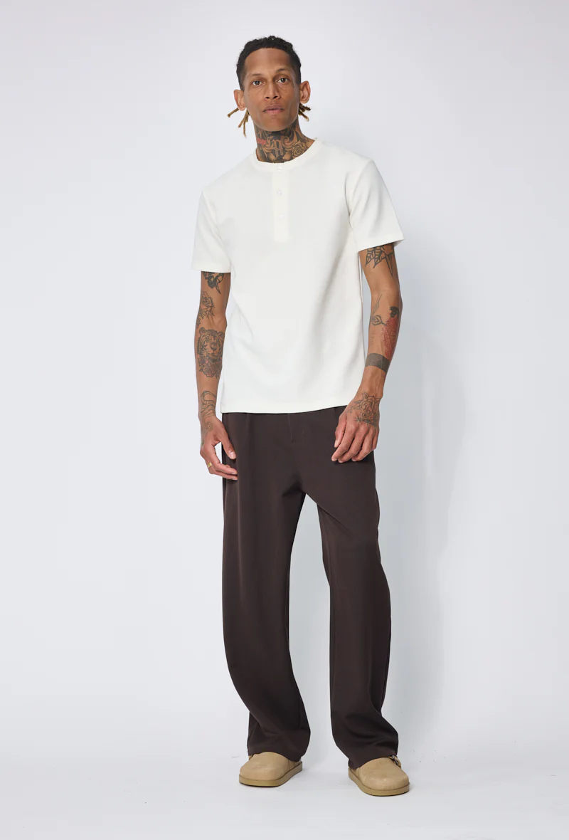 T-shirt henley col tunisien - Image 9