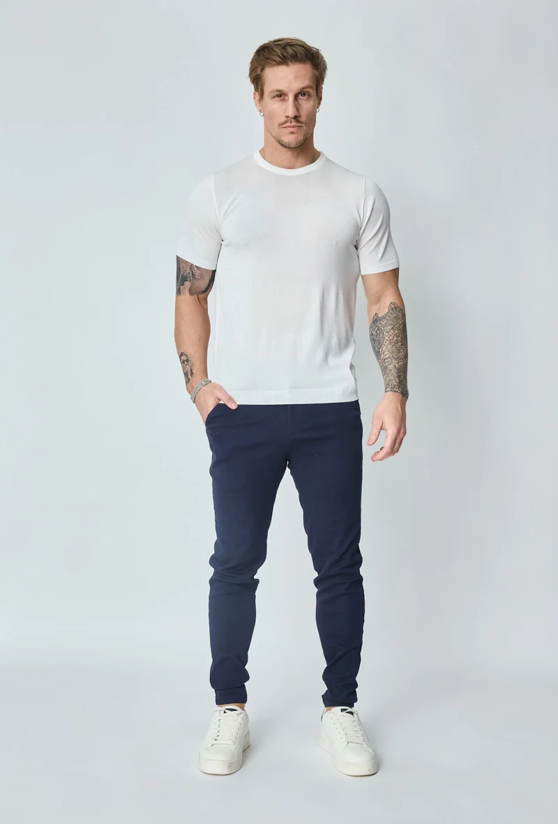 T-shirt fin manches courtes uni en maille - Image 11