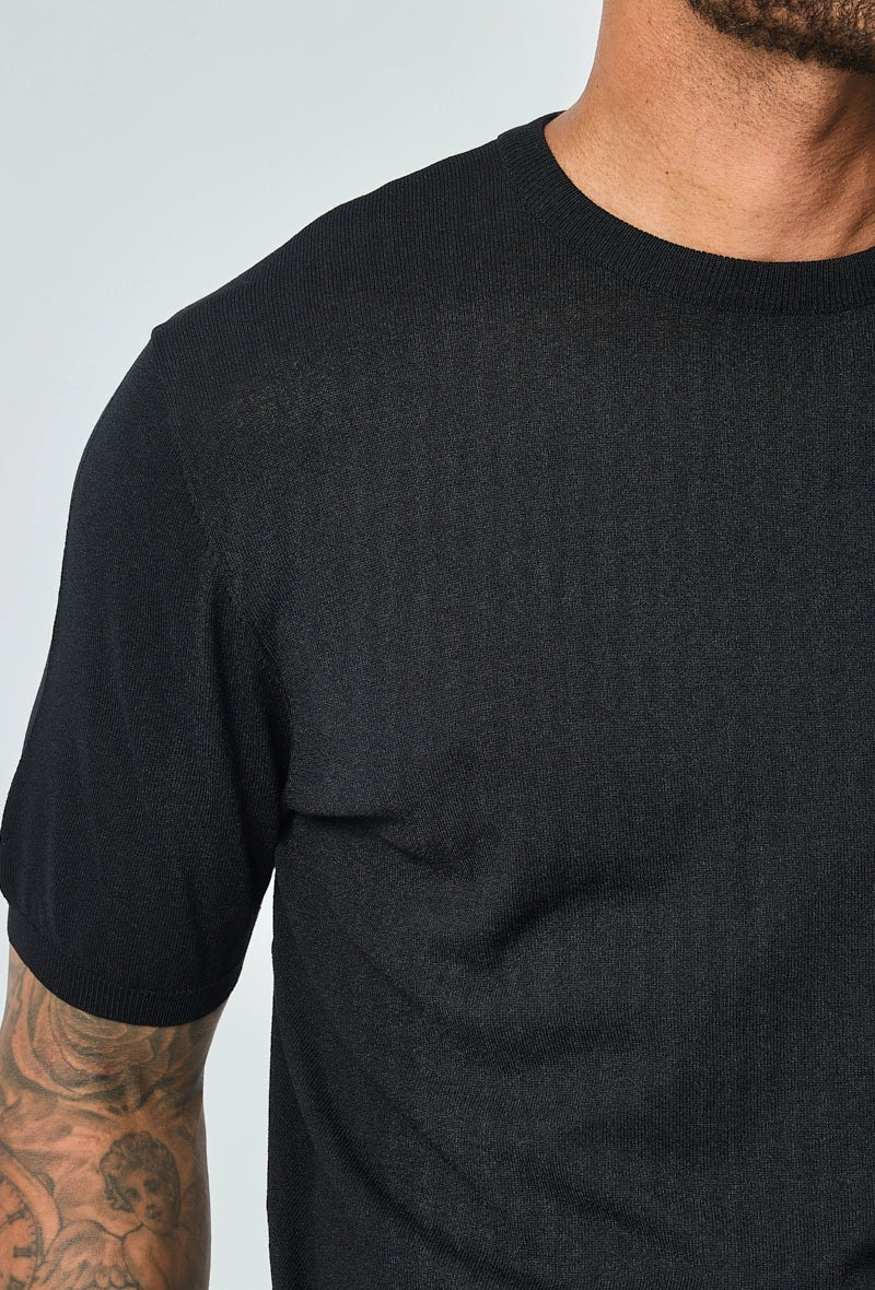 T-shirt fin manches courtes uni en maille - Image 13