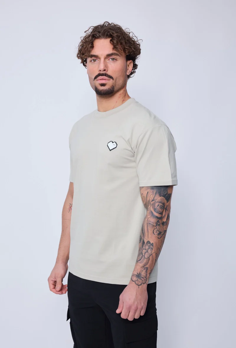 T-shirt uni à coeur - Image 3